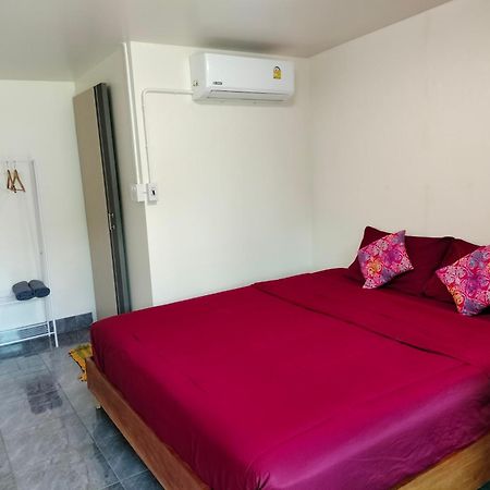 ムック島Kohmook​ Money​ Houseアパートメント エクステリア 写真